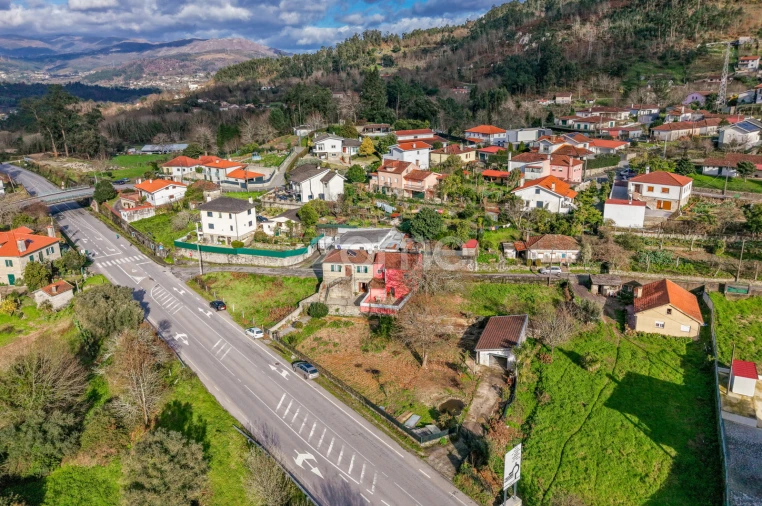 Moradia T3 para Venda em Ponte da Barca, V.N. Muía, Paço Vedro Magalhães Foto 36