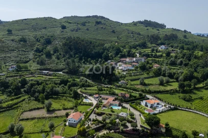 Quinta T3 para Venda em Azere