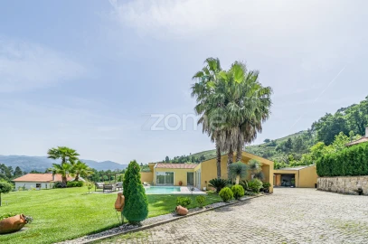 Quinta T3 para Venda em Azere