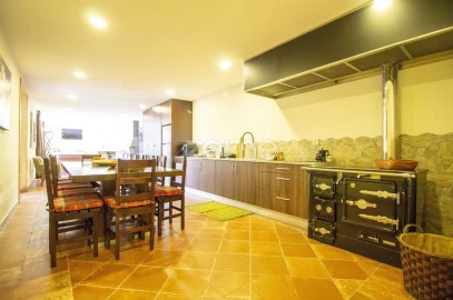 Quinta T3 para Venda em Azere