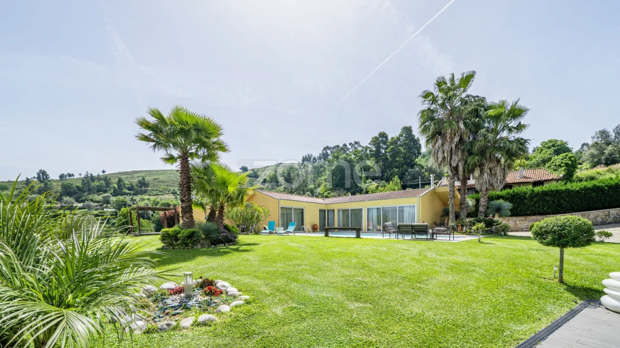 Quinta T3 para Venda em Azere
