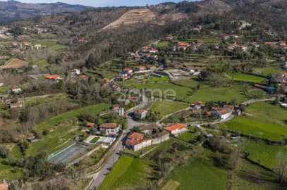 Quinta T4 para Venda em Agrela e Serafão