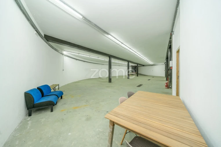 Terreno Comércio / Armazém para Venda em Lordelo Foto 29