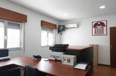 Moradia T10 para Venda em Braga (Maximinos, Sé e Cividade)