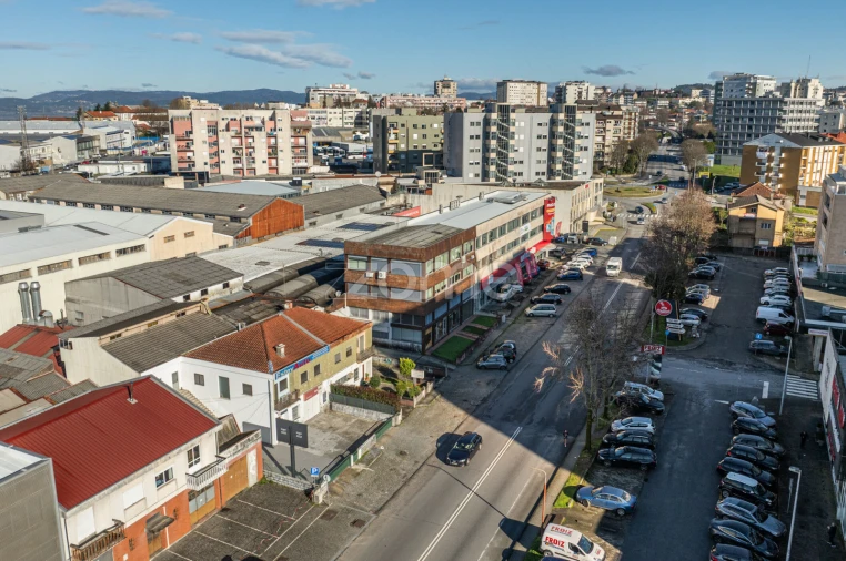 Moradia T10 para Venda em Braga (Maximinos, Sé e Cividade) Foto 4