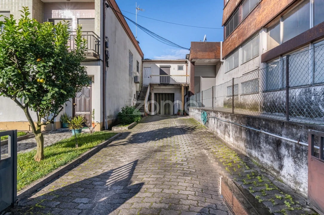 Moradia T4 para Venda em Braga (Maximinos, Sé e Cividade) Foto 8
