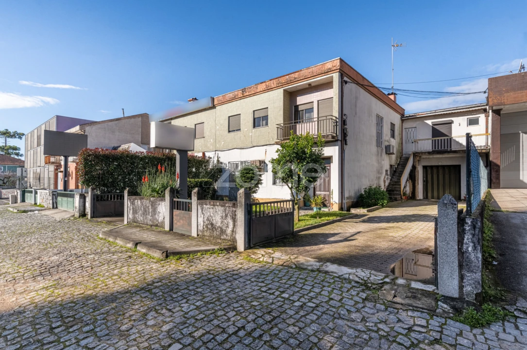 Moradia T4 para Venda em Braga (Maximinos, Sé e Cividade) Foto 9