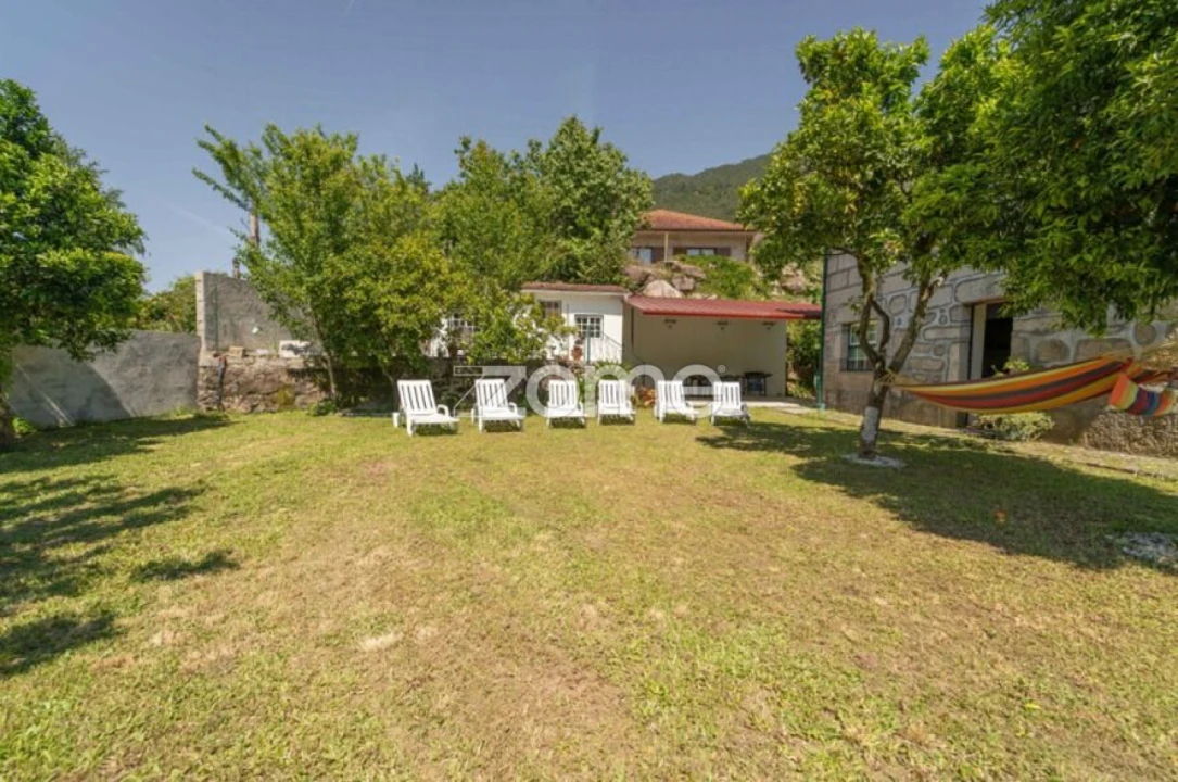 Moradia T4 para Venda em Vilar da Veiga Foto 8
