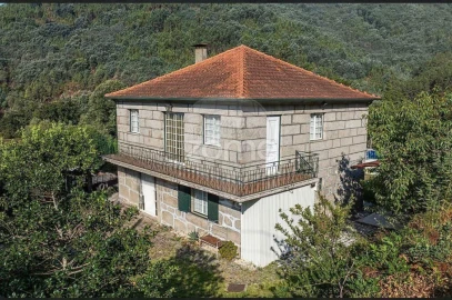 Moradia T4 para Venda em Vilar da Veiga