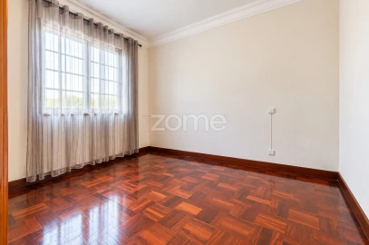 Moradia T4 para Venda em Vilar da Veiga