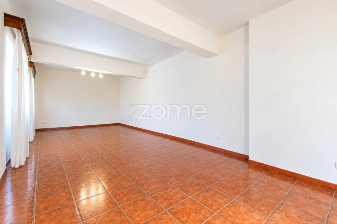 Moradia T4 para Venda em Vilar da Veiga Foto 24