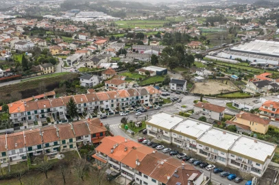 Moradia T4 para Venda em Ferreiros e Gondizalves