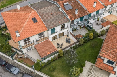 Moradia T4 para Venda em Ferreiros e Gondizalves