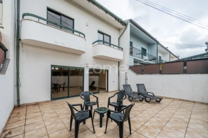 Moradia T4 para Venda em Ferreiros e Gondizalves