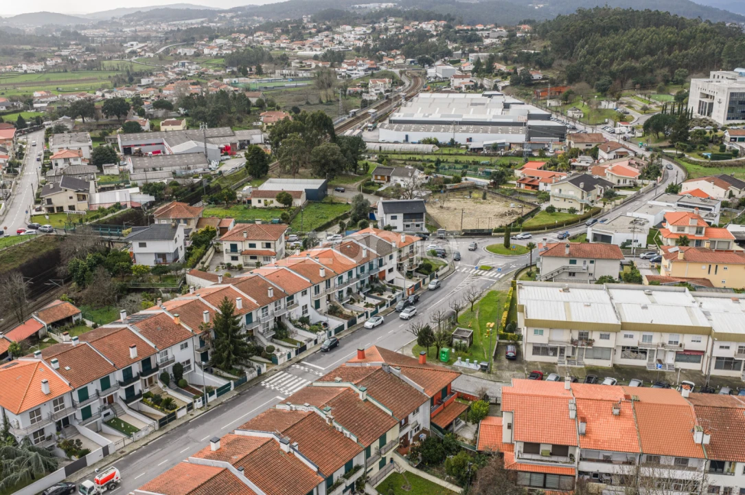 Moradia T4 para Venda em Ferreiros e Gondizalves Foto 39