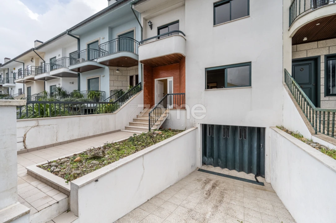 Moradia T4 para Venda em Ferreiros e Gondizalves Foto 3