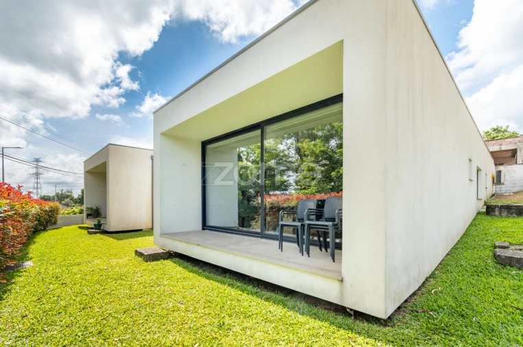 Moradia T3 para Venda em Soutelo Foto 29