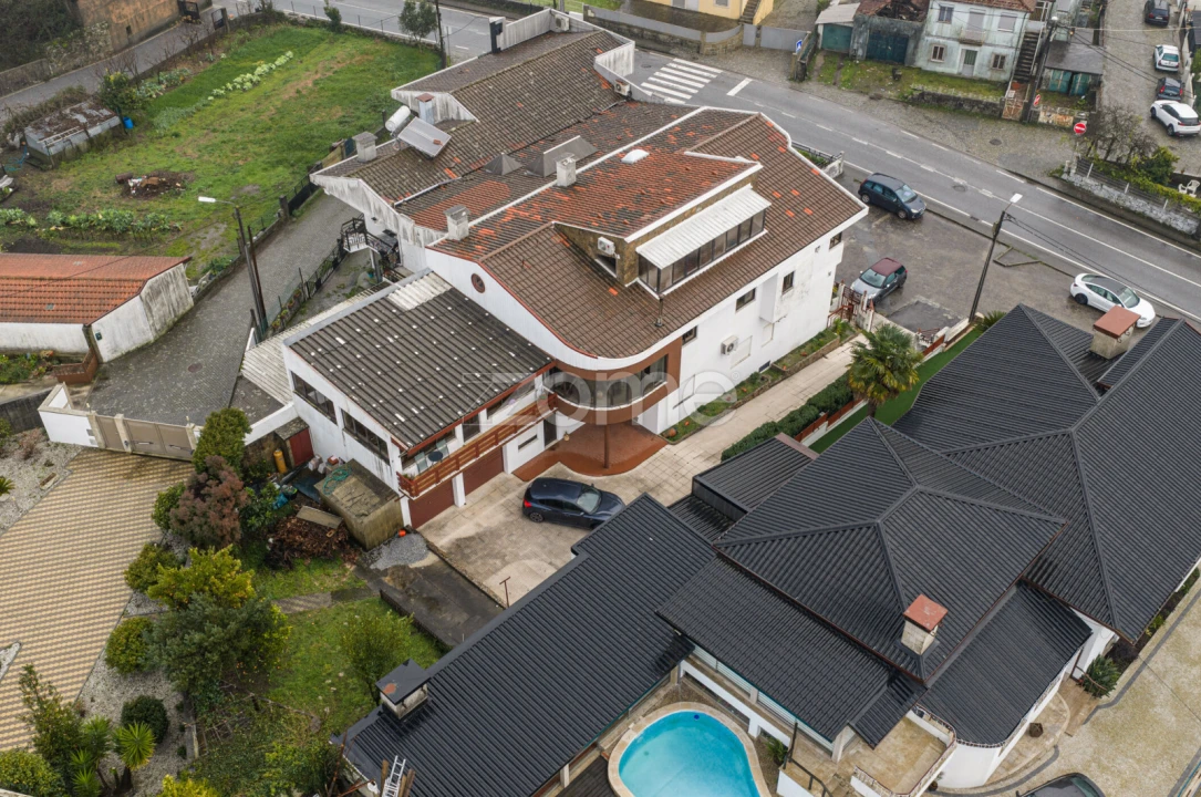 Moradia T4 para Venda em Meixomil Foto 4