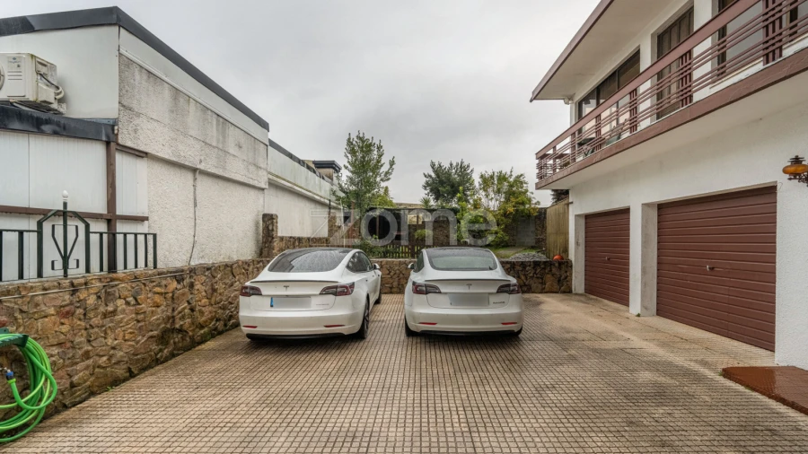 Moradia T4 para Venda em Meixomil