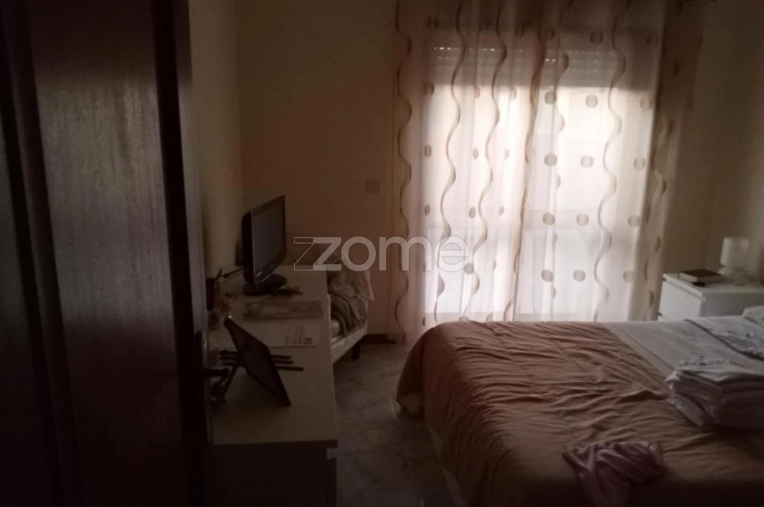 Apartamento T2 para Venda em Serzedo e Perosinho Foto 7
