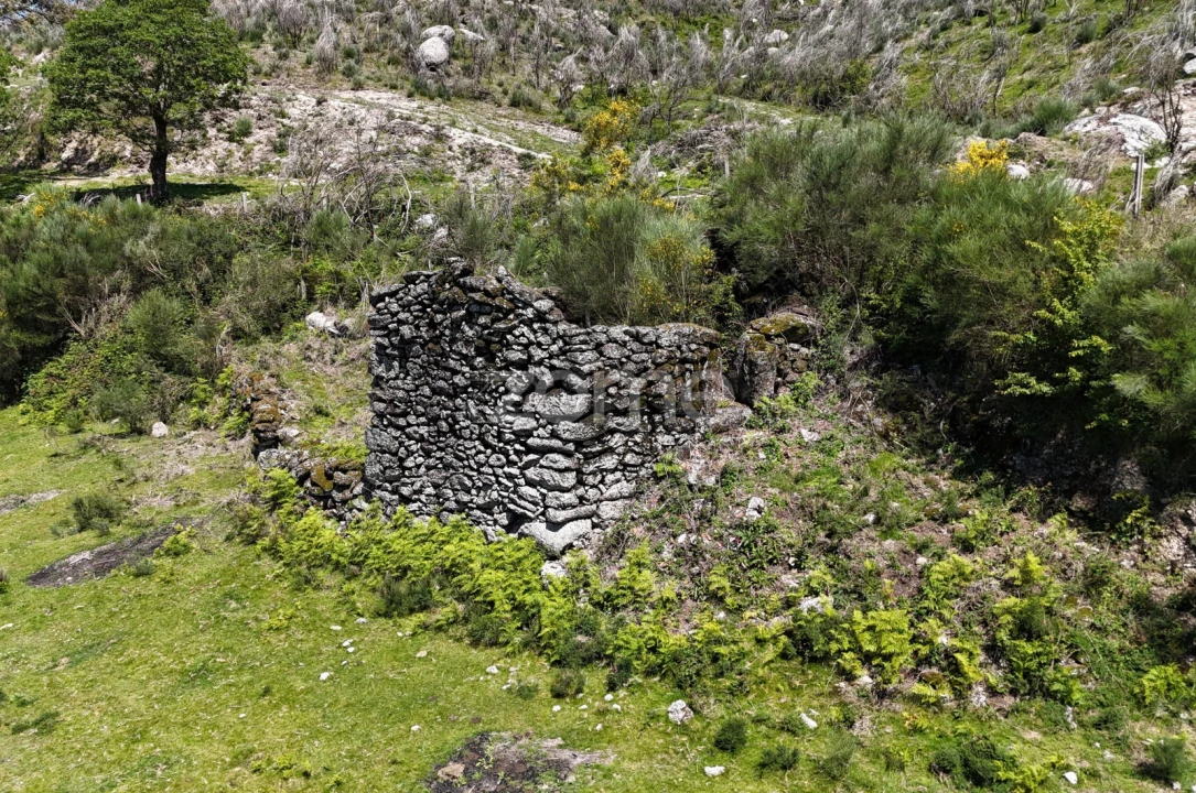 Terreno para Venda em Valdreu Foto 17