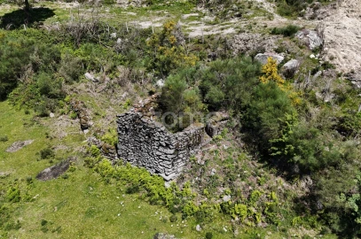 Terreno para Venda em Valdreu