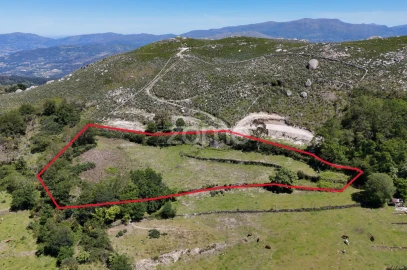 Terreno para Venda em Valdreu