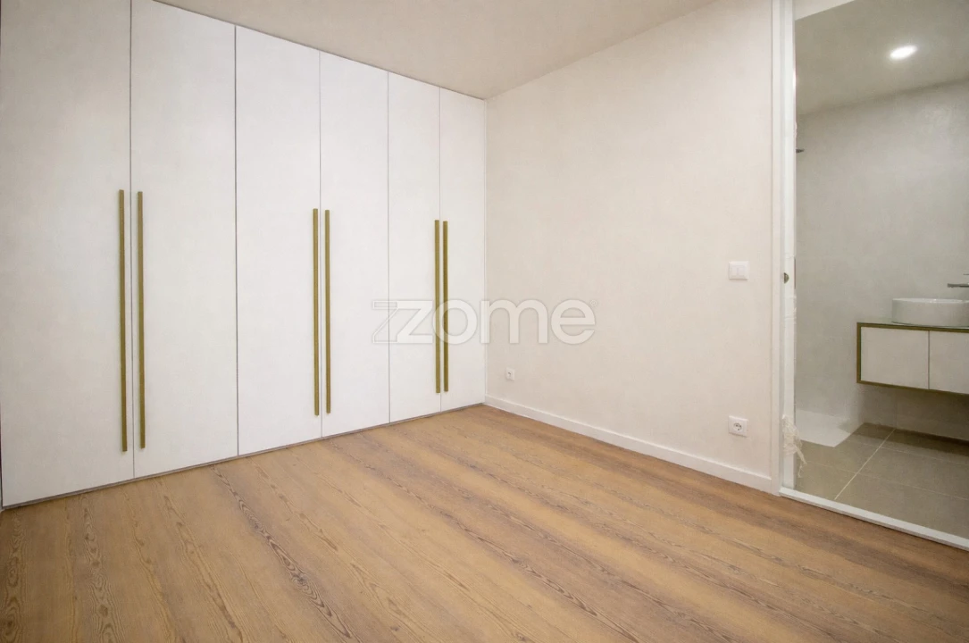 Apartamento T2 para Venda em Braga (Maximinos, Sé e Cividade) Foto 6
