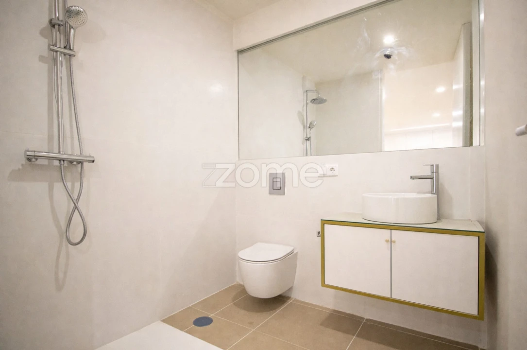 Apartamento T2 para Venda em Braga (Maximinos, Sé e Cividade) Foto 10