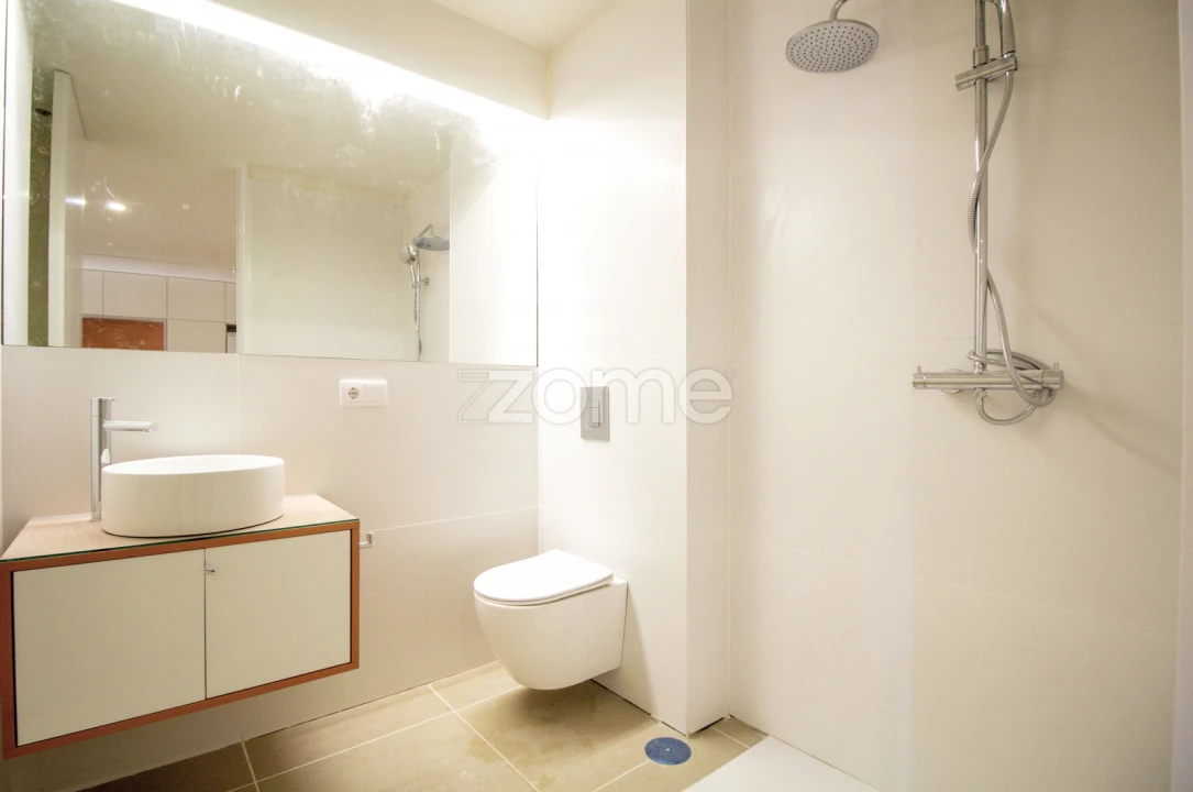 Apartamento T2 para Venda em Braga (Maximinos, Sé e Cividade) Foto 9