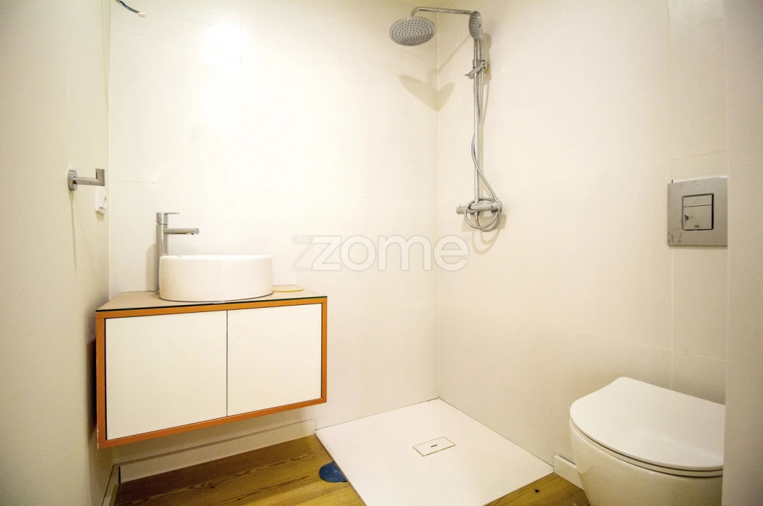 Apartamento T2 para Venda em Braga (Maximinos, Sé e Cividade) Foto 16