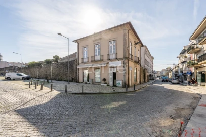 Negócio para Trespasse em Braga (São José de São Lázaro e São João do Souto)