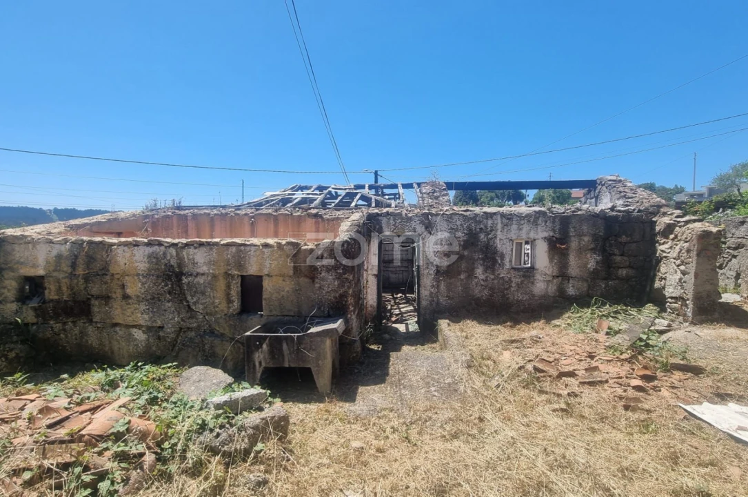 Moradia T9 para Venda em Guisande e Oliveira (São Pedro) Foto 20