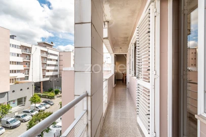Apartamento T3 para Venda em Ferreiros e Gondizalves