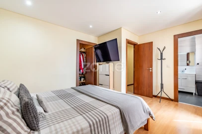 Apartamento T3 para Venda em Ferreiros e Gondizalves