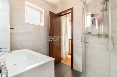Apartamento T3 para Venda em Ferreiros e Gondizalves