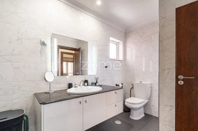 Apartamento T3 para Venda em Ferreiros e Gondizalves