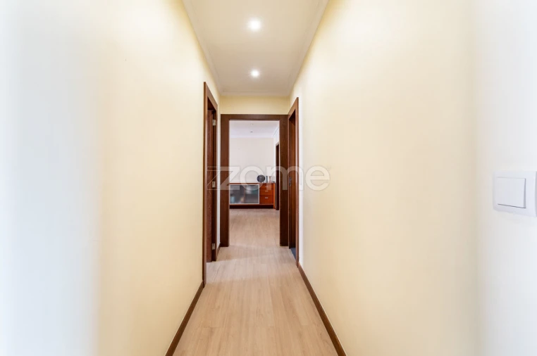 Apartamento T3 para Venda em Ferreiros e Gondizalves Foto 14