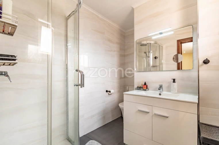 Apartamento T3 para Venda em Ferreiros e Gondizalves Foto 27