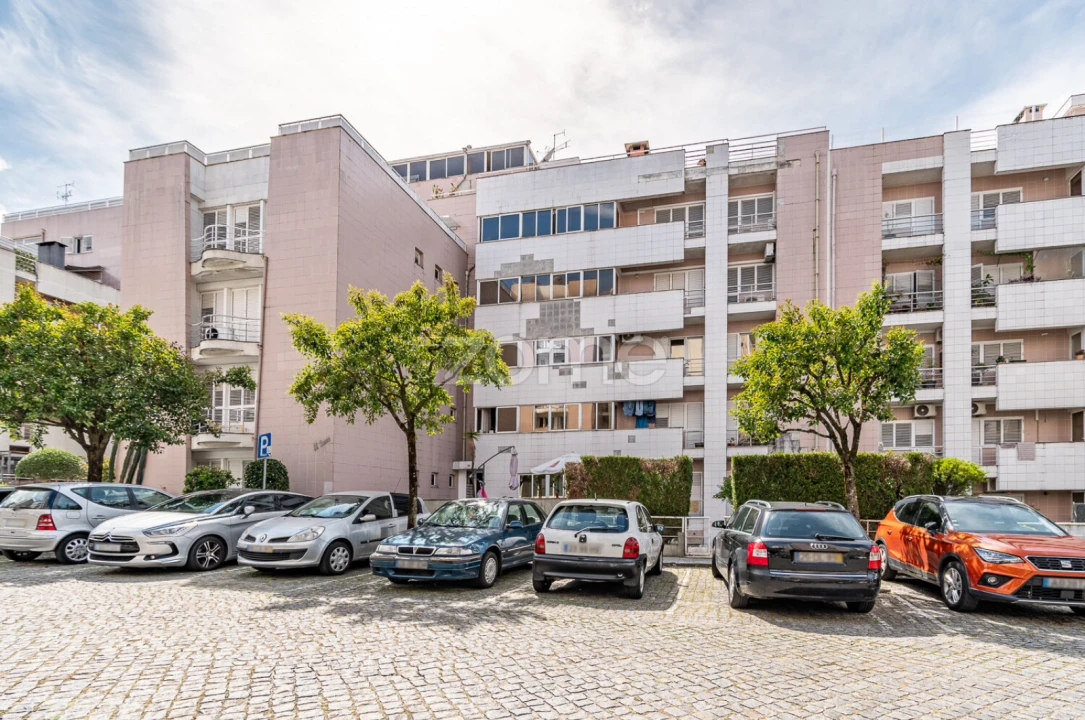 Apartamento T3 para Venda em Ferreiros e Gondizalves Foto 36