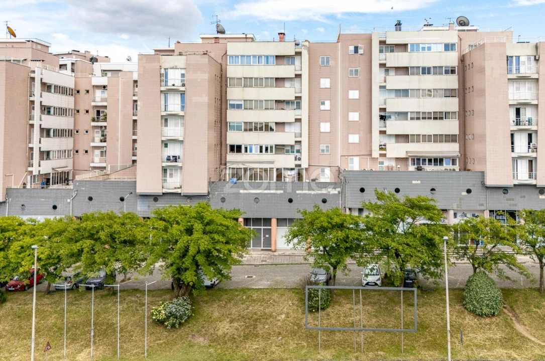 Apartamento T3 para Venda em Ferreiros e Gondizalves Foto 37