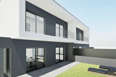Moradia T3 para Venda em Macieira da Lixa e Caramos