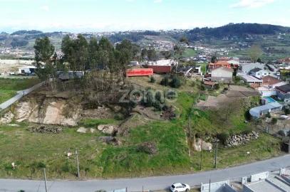 Terreno para Venda em Airães