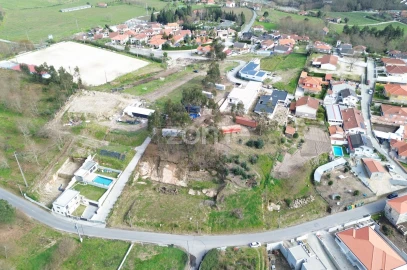 Terreno para Venda em Airães