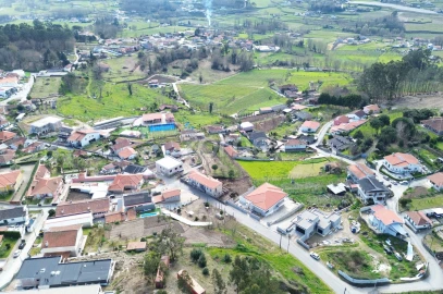 Terreno para Venda em Airães