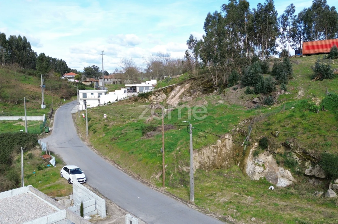 Terreno para Venda em Airães Foto 8