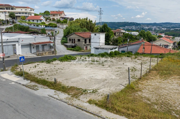 Terreno para Venda em Torrados e Sousa Foto 13