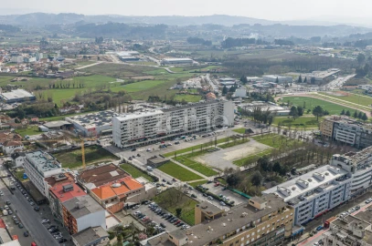 Apartamento T4 para Venda em Margaride, Várzea, Lagares, Varziela, Moure