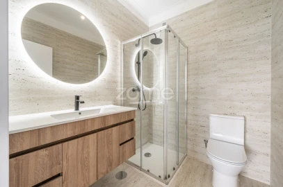 Apartamento T4 para Venda em Margaride, Várzea, Lagares, Varziela, Moure