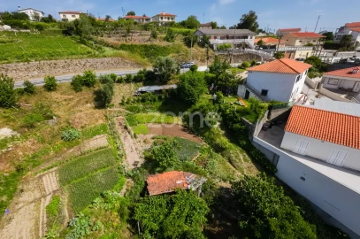 Terreno para Venda em Louredo